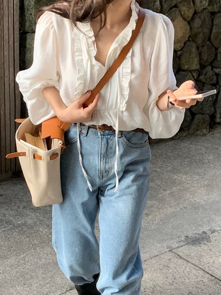 목이버섯 레이스 베이비 칼라 레이스업 화이트 셔츠 여름 프랑스식 고유 한 Chic 작은 맨위 디자인 센스 작은 대중 여성