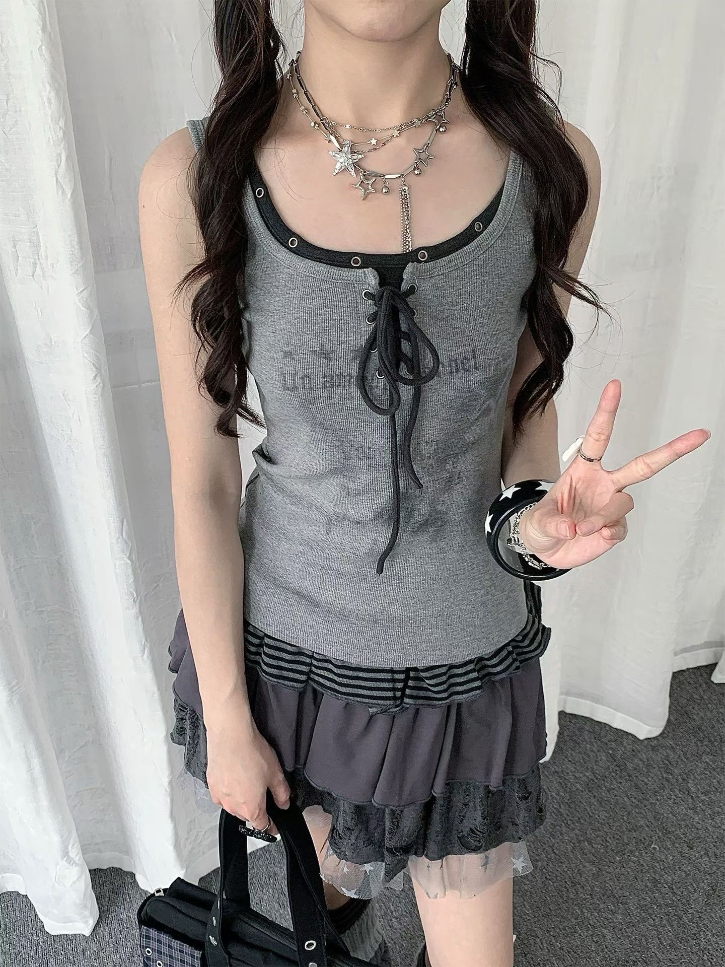 페이크 레이어드 레이스업 캐미솔 여름 빛 아시아 인 바람 레트로 몸매 가꾸기 슬림해 보이는 민소매 맨위