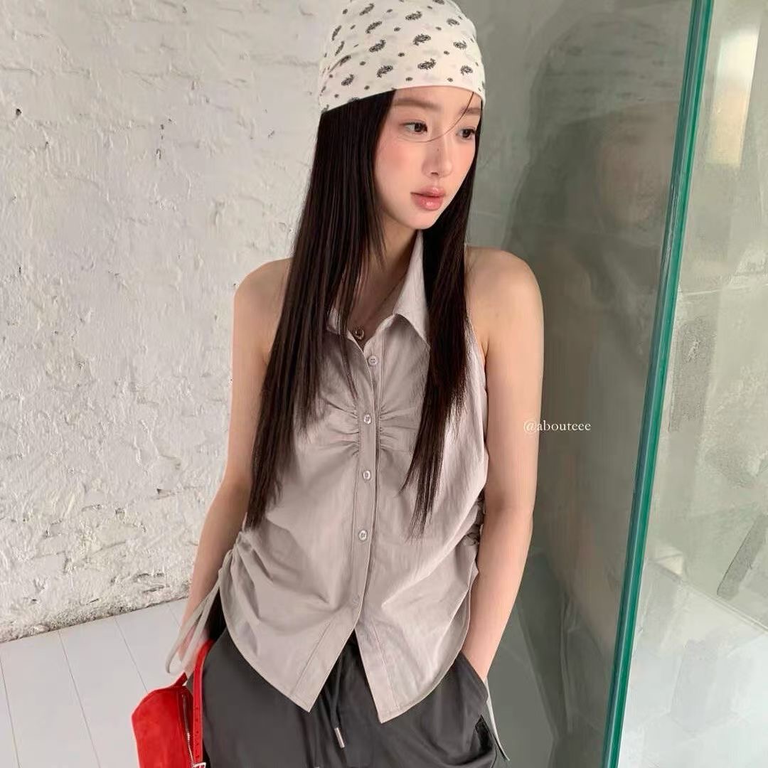 abouteee- 한 부서 핫걸 바람 폴로 칼라 몸매 가꾸기 펌프 Pleat 슬림해 보이는 쇼트 스타일 민소매 작은 셔츠
