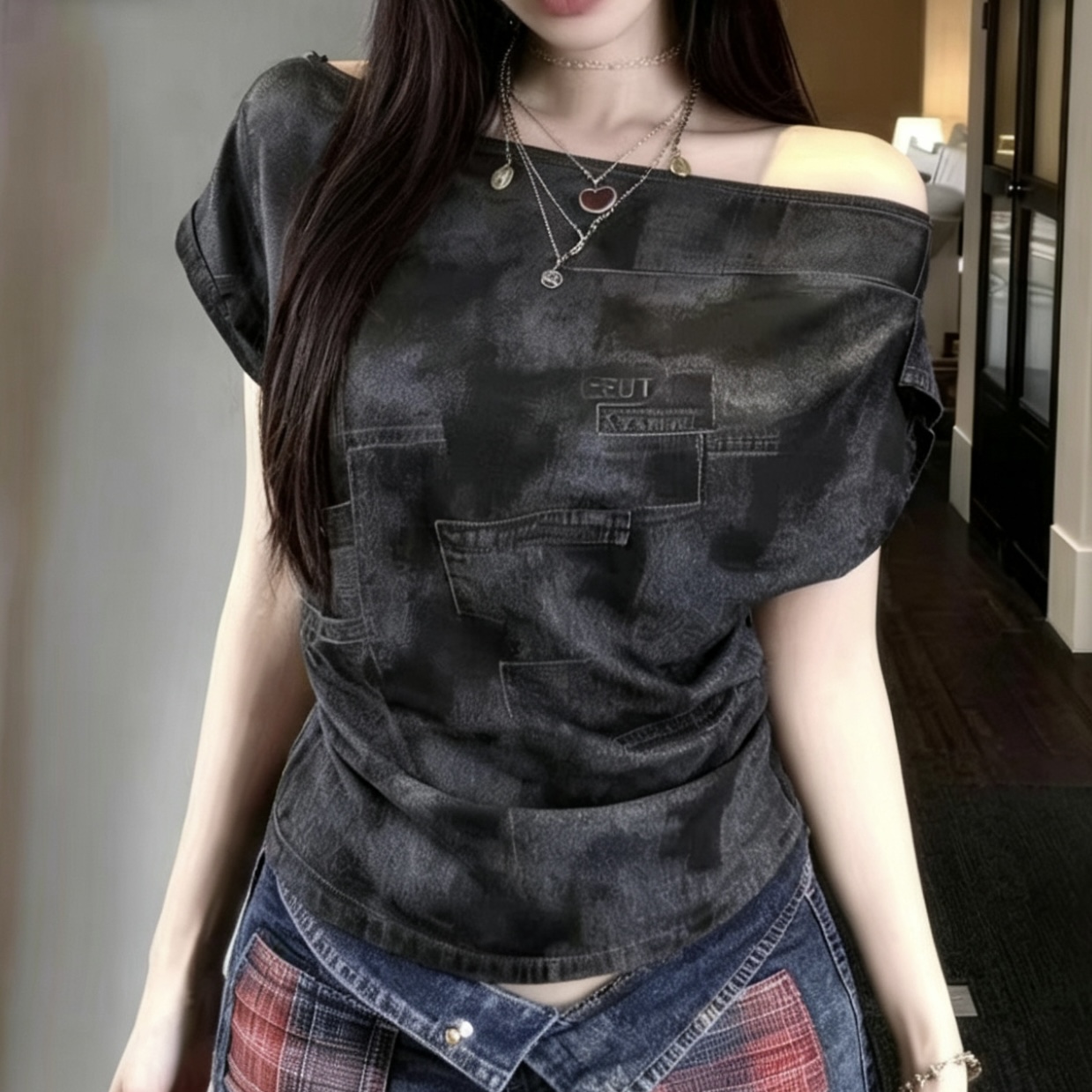 아메리칸 레트로 홀치기 염색 프린트 비스듬한 어깨 반팔 티셔츠 여성 2026 여름 새로운 몸매 가꾸기 슬림해 보이는 오프숄더 맨위 트렌디