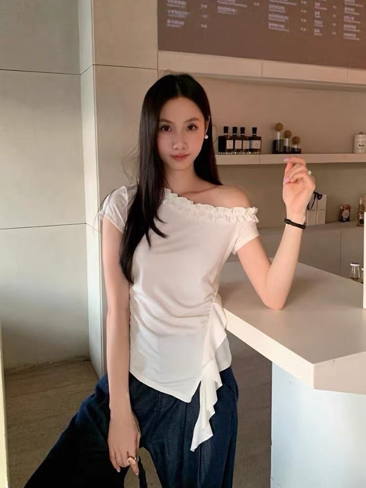 2026 여름 품격 부드러운 바람 목이버섯 레이스 비스듬한 어깨 반팔 티셔츠 불규칙 주름 슬림해 보이는 다용도 맨위