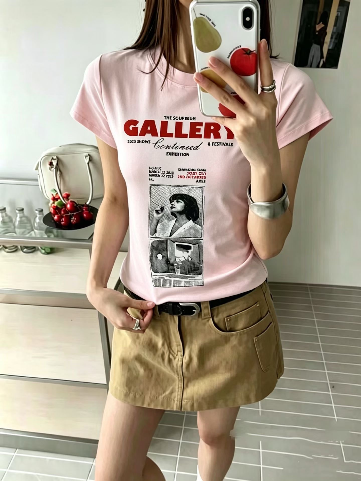 2026 아메리칸 레트로 라운드 넥 알파벳 프린트 몸매 가꾸기 슬림해 보이는 다용도 반팔 티셔츠 여성 셔츠