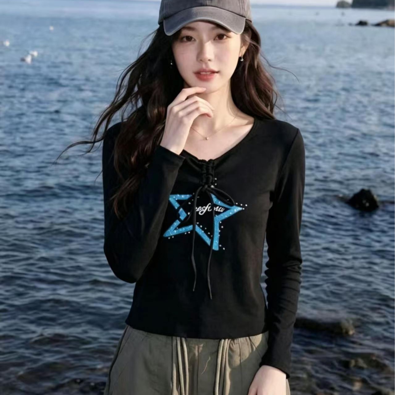 BY31743# miu系蝴蝶结绑带正肩长袖女甜美温柔风五角星字母印花t恤卷边短款 服裝批發女裝批發服飾貨源