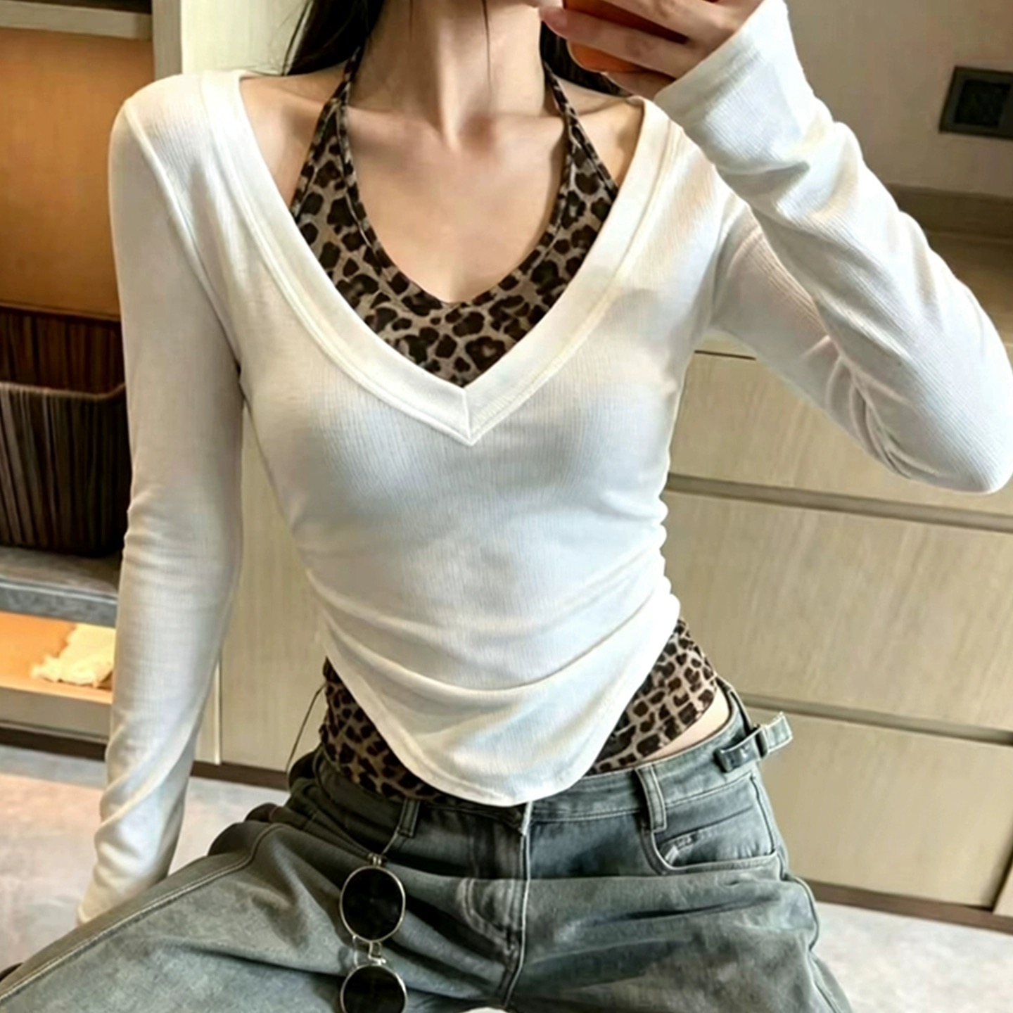 BY31740# 今年流行的爆款女装秋季新款拼接豹纹吊带打底衫长袖T恤上衣 服裝批發女裝批發服飾貨源