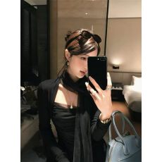 批发韩系修身正肩网纱丝巾<b class='q'>长袖</b><b class='q'>T</b><b class='q'>恤</b>送围巾小衫上衣
