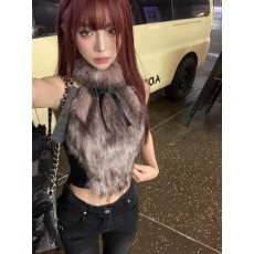 批发欲野狐狸设计感小众蝴蝶结环保毛毛吊带背心外穿毛绒上衣