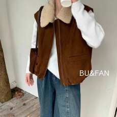 批发2025秋冬翻领羊羔毛皮毛一体无袖<b class='q'>短</b>外套马甲女时尚坎肩潮