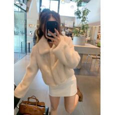 批发2025新款水貂皮毛一体翻领保暖毛毛外套韩版冬季加厚环保短<b class='q'>皮草</b>女