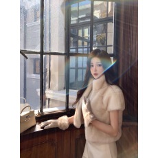 批发仿水貂毛皮草<b class='q'>半袖</b>马甲短款环保毛毛外套<b class='q'>女</b>