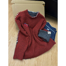 批发<b class='q'>小</b><b class='q'>木马</b>拼色圆领长袖毛衣2025秋冬新款十三行宽松显瘦蕾丝叠穿上衣