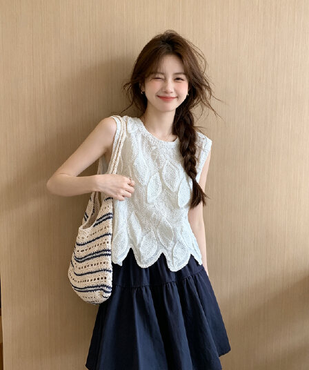 프랑스식 홀로우 아웃 자수 민소매 조끼 여성 여름 새로운 디자인 센스 작은 대중 Chic 착용 가져 가라. 다용도 맨위 트렌디