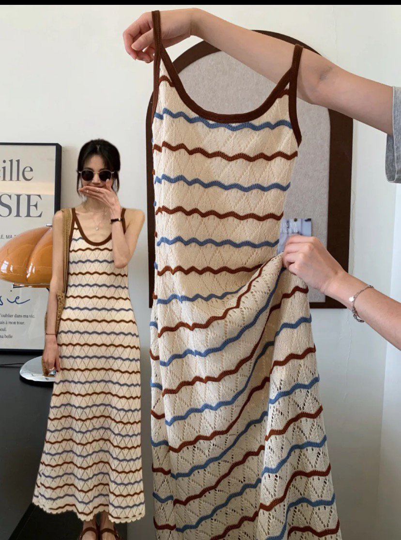 작은 대중 디자인 센스 자수 홀로우 아웃 스트라이프 니트 슬립 여성 드레스 여름 한국 스타일 몸매 가꾸기 슬림해 보이는 길다 치마