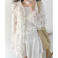 批发镂空针织开衫女长袖外套米色纽扣上衣设计感秋<b class='q'>冬</b>