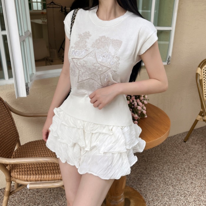 빛 럭셔리 향기로운 무거운 작업 자수 니트 스웨터 민소매 티셔츠 여성 여름 디자인 센스 작은 대중 Chic 슬림해 보이는 맨위