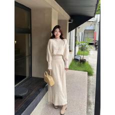 批发<b class='q'>冬</b>季慵懒感针织三件套女蝙蝠袖可拆卸围脖毛衣半身裙