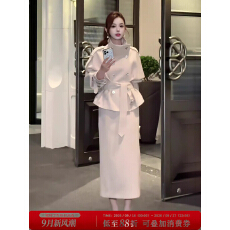 批发2026秋装新款翻领双排扣系带短外套半身<b class='q'>裙</b>两件套装