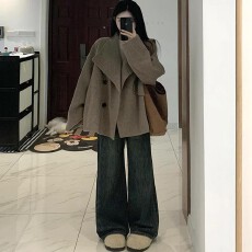 批发有内衬<b class='q'>大</b>翻领呢子<b class='q'>大</b>衣<b class='q'>女</b>2025秋冬毛呢外套小个子赫本风高级感