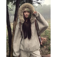 批发美式复古条纹连帽开衫卫衣女秋冬街头vibe设计感宽松加绒毛领外套