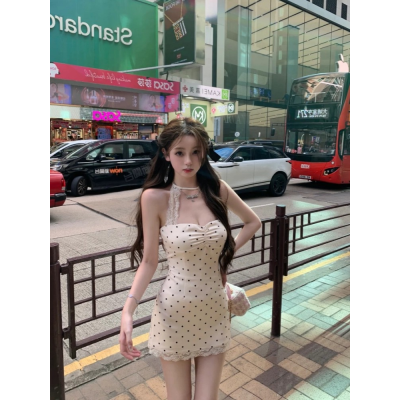 도트 무늬 레이스 조각 행침 목 여성 드레스 여름 순수한 욕망 고급 센스 핫걸 민소매 백리스 몸매 가꾸기 타이트 스커트 미니 스커트