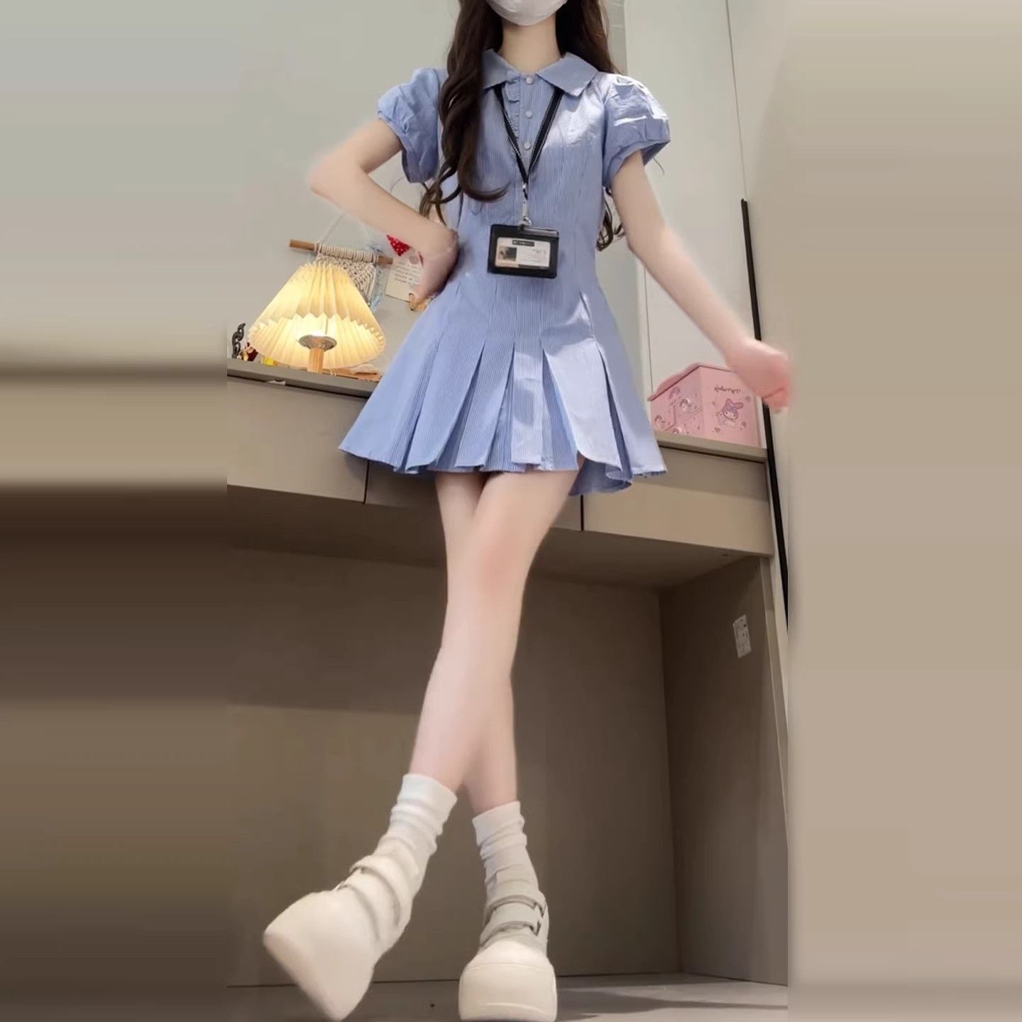 파란색 체크무늬 셔츠 드레스 여성 의류 2026 여름 폭발 작은 키 허리 수축 슬림해 보이는 품격 플리츠 미니 스커트