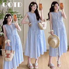 孕妇法式条纹无袖连衣裙女2026春夏新款气质海边度假长裙