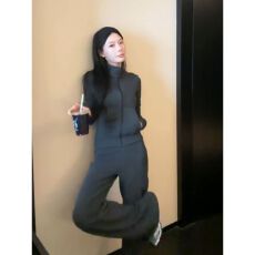 批发韩系高级感休闲<b class='q'>运动服</b>套装女秋冬时尚<b class='q'>修身</b>显瘦立领卫衣减龄两件套