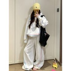 批发巨好看的早秋一整套盐系减龄学院风韩系<b class='q'>卫衣</b>卫裤运动休闲两件套<b class='q'>女</b>