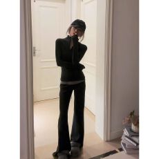 批发辣妹黑色休闲运动套装女秋季气质v领修身显瘦长袖T恤喇叭裤两件套