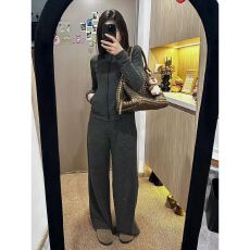 批发韩系休闲慵懒<b class='q'>运动</b>条纹上衣<b class='q'>女</b>秋季高级感穿搭立领卫衣阔腿裤<b class='q'>一整</b>套