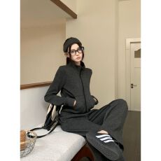 批发韩系休闲风时尚<b class='q'>套装</b>女秋冬新款立领长袖开衫外套阔腿长<b class='q'>裤</b>子两件套