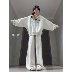 批发美式炸街运动服套装女<b class='q'>秋</b>季学生韩版宽松时尚卫衣休闲两件套跑步潮