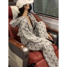 批发网红时尚<b class='q'>运动服</b>套装女秋季宽松显瘦炸街连帽卫衣阔腿裤休闲两件套