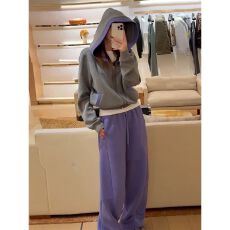 批发巨好看的欧货紫色休闲<b class='q'>运动</b>套装女春秋时尚慵懒酷飒卫衣外套两件套