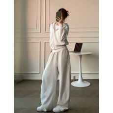 批发高级感<b class='q'>运动</b>服套装女春秋宽松时尚慵懒风卫衣阔腿裤休闲两件套跑步