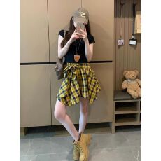 批发韩版学生时尚休闲运动<b class='q'>套装</b>女夏季黑色圆领短袖不规则半身裙两件套