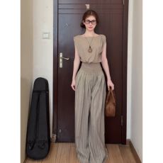 批发韩系高级感<b class='q'>运动服</b>套装女夏季时尚慵懒风无袖上衣阔腿裤休闲两件套