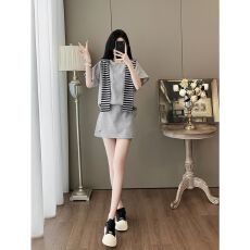 批发高级感欧货休闲运动套装女夏季<b class='q'>新款</b>灰色短袖披肩上衣短裤裙三件套