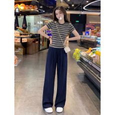 批发韩系<b class='q'>运动服</b>套装女夏季时尚显瘦条纹短袖<b class='q'>T</b><b class='q'>恤</b>休闲宽松阔腿裤两件套