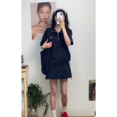 批发气质时尚休闲运动<b class='q'>套装</b>女夏季宽松显瘦<b class='q'>韩版</b>学生翻领短袖短裙两件套