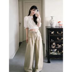 批发夏季韩系设计感白色<b class='q'>衬衫</b>套装女新款小个子超火减龄特别穿搭一整套