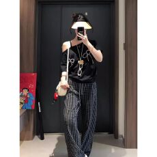 批发韩系斜肩休闲<b class='q'>运动服</b>套装女夏季设计感珍珠蝴蝶结<b class='q'>短袖</b>阔腿裤两件套