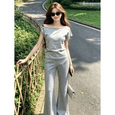 绝美气质夏日穿搭一整套女灰色斜肩短袖上衣高腰微喇叭裤子两件套