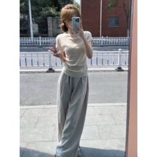 批发淡人穿搭休闲运动套装女<b class='q'>夏</b>季收腰显瘦短袖上衣垂感阔腿长裤两件套