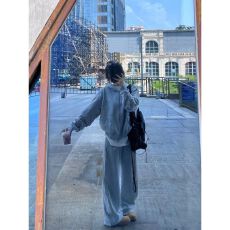 批发休闲运动服套装<b class='q'>女</b>秋冬季新款简约连帽<b class='q'>卫衣</b>长裤时尚少<b class='q'>女</b>减龄两件套