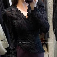 批发设计感<b class='q'>不规则</b>V领长袖T恤女蕾丝衫法式温柔风绝美漂亮内搭上衣小衫