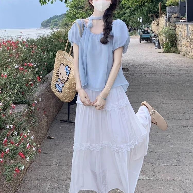 프랑스식 사소한 긍정적 인 어깨 반팔 여성 셔츠 여름 2025 새로운 인형 셔츠 거품 소매 행침 목 맨위