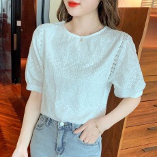 批发2025年夏季新款百搭纯棉刺绣T恤白色泡泡袖宽松遮肚子女上衣减龄