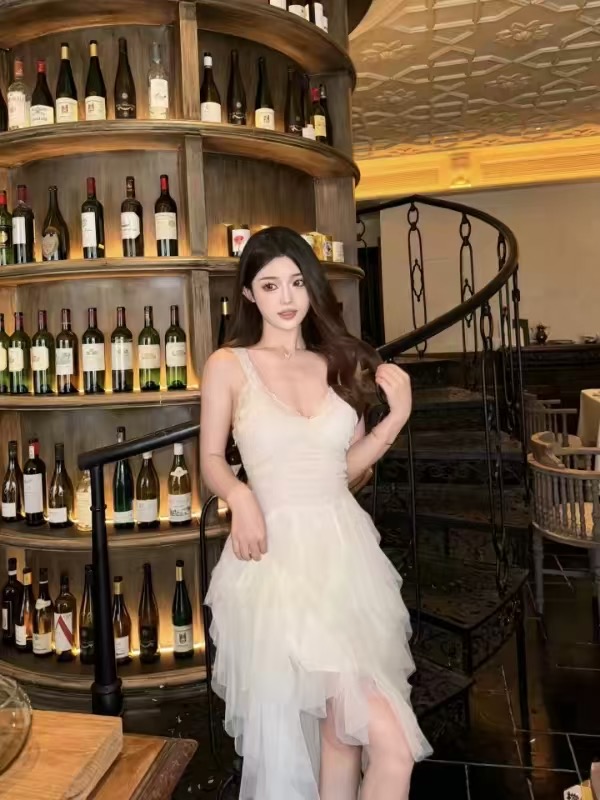 프랑스식 슬립 여성 드레스 고급 센스 품격 명문 여성 생일 party 작은 행사 치마 망사 끌기 꼬리 공주 드레스