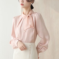 批发法式温柔领口蝴蝶结<b class='q'>衬衫</b>女2026早春新款复古缎面垂感<b class='q'>职业</b>通勤上衣