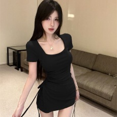 批发韩系ins<b class='q'>时尚</b>百搭方领修身独特掐腰短袖T恤连衣裙+<b class='q'>打底裤</b>两件套女